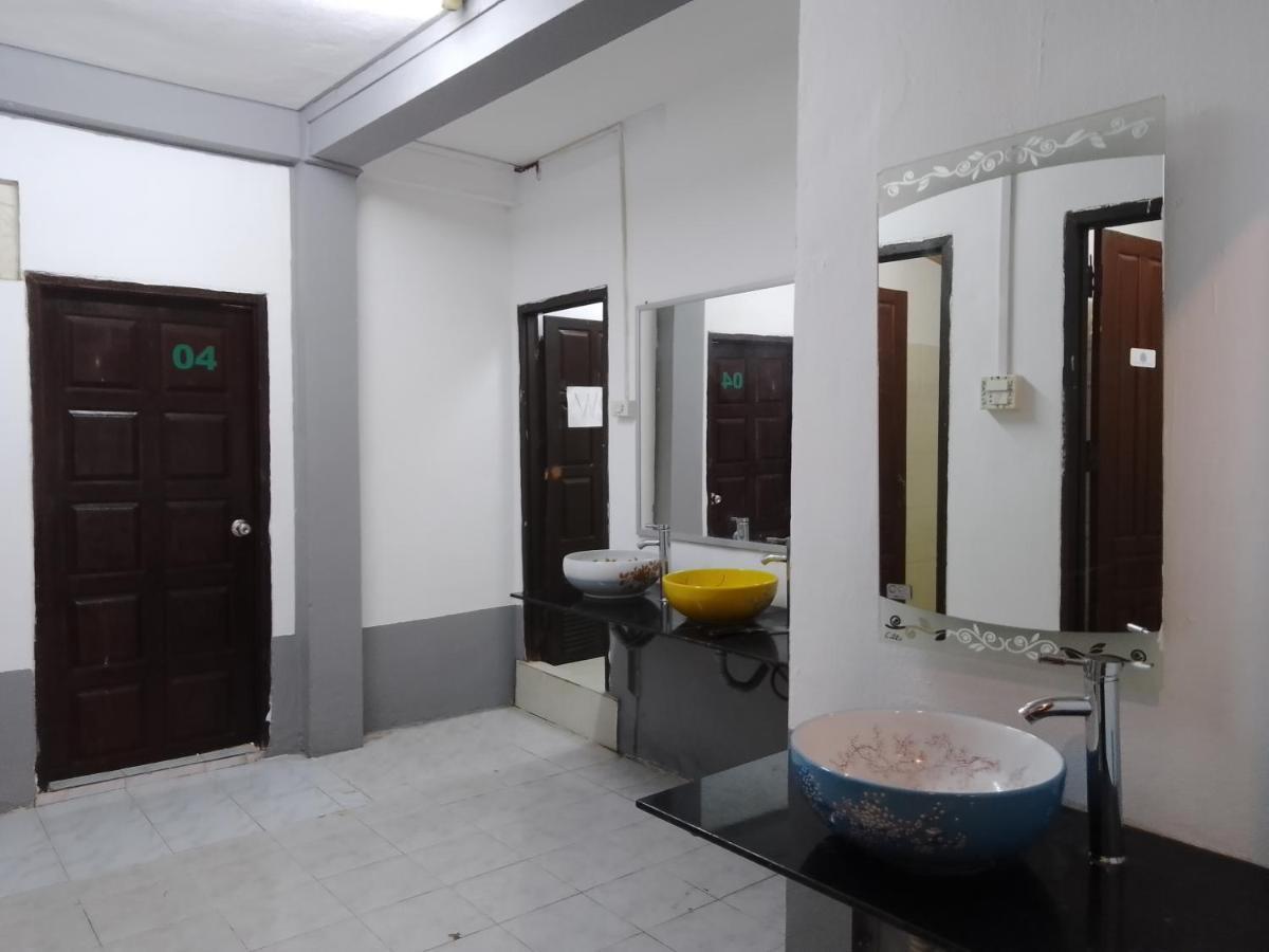 Funny Backpacker Hostel Luang Prabang Ngoại thất bức ảnh
