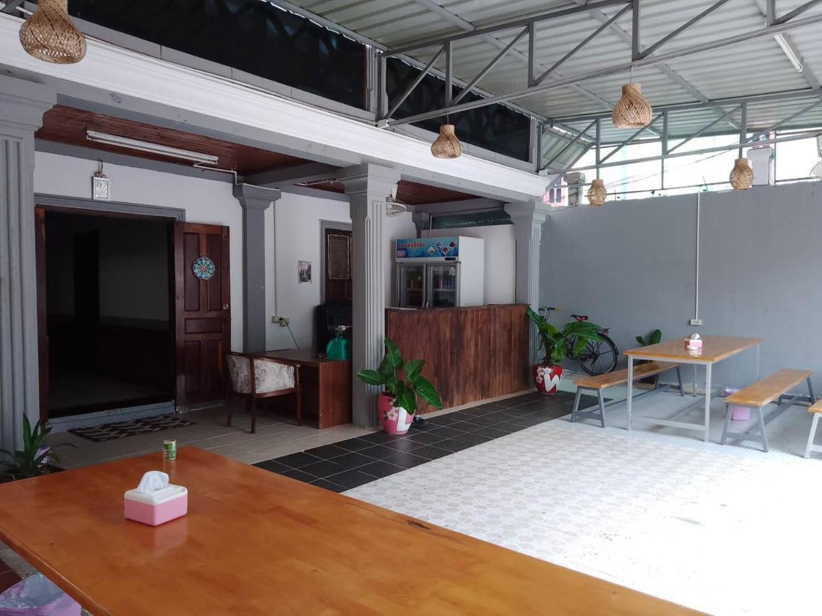 Funny Backpacker Hostel Luang Prabang Ngoại thất bức ảnh